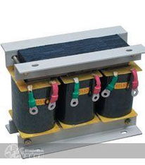 偉亮電器 卓越科技，點(diǎn)亮智慧生活——偉亮電器有限責(zé)任公司產(chǎn)品展廳巡禮